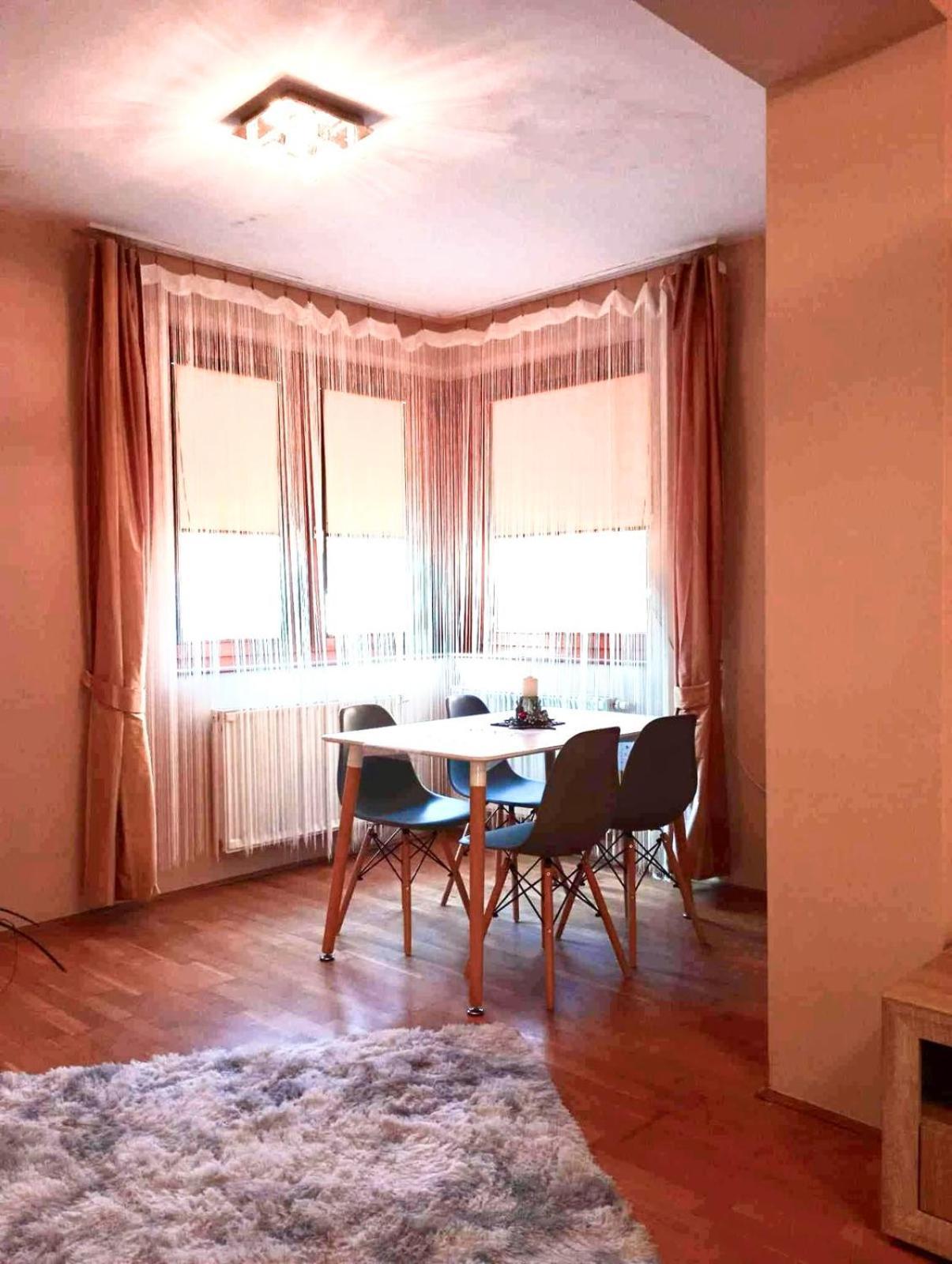 Zen Apartman Budakalasz Exterior photo