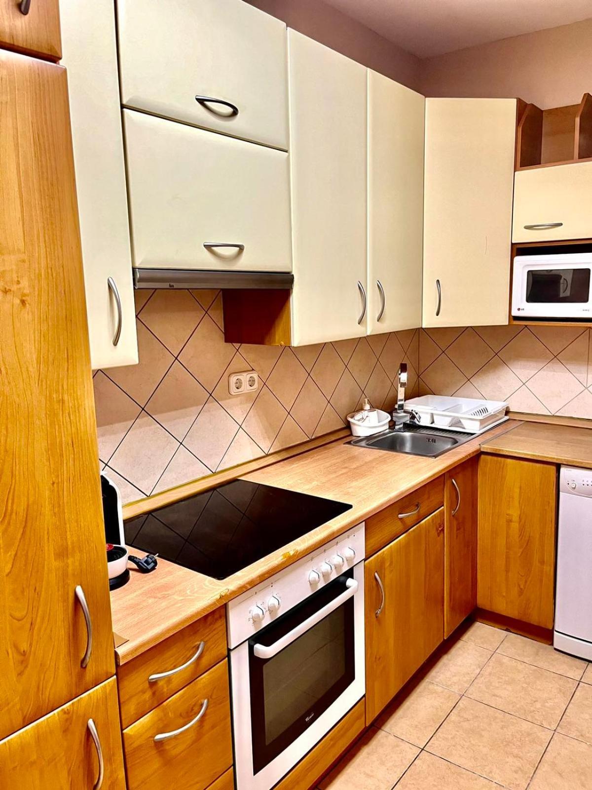 Zen Apartman Budakalasz Exterior photo